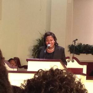 Ricki Blakeney preaching her initial sermon